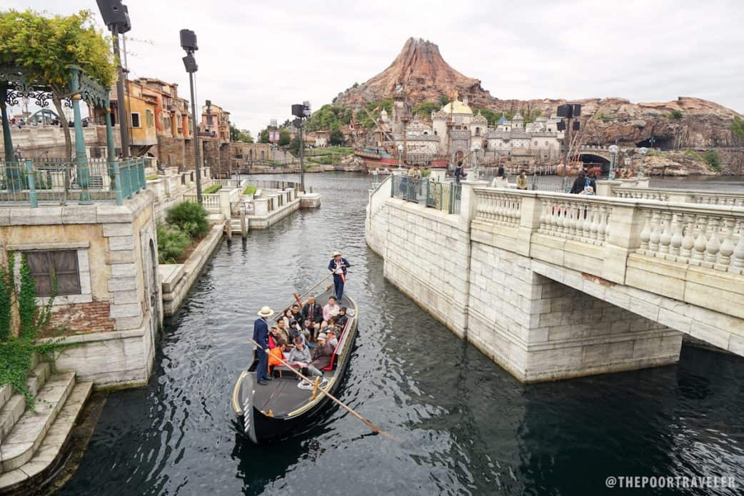 TOKYO DISNEYLAND DISNEYSEA Guide For First Timers The Poor