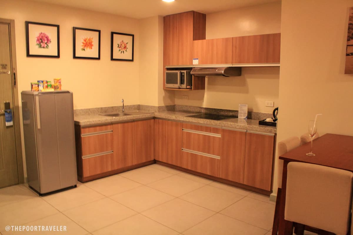 Azalea Residences Baguio kitchen amenities