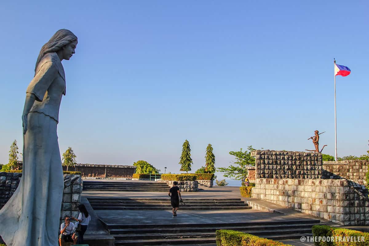 Filipino Heroes Memorial.