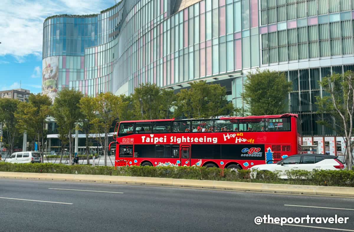 Taipei Sightseeing Double Decker Bus